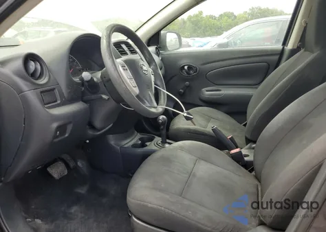 2015 Nissan Versa S z USA, uszkodzony, nr VIN 3N1CN7AP7FL956108